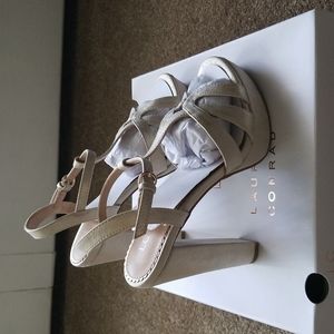 T-STRAP HEELS (LC Lauren Conrad)